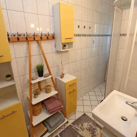 Ferienhaus Kuchelmi_ See 10081 * Kuchelmiss